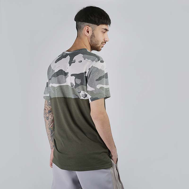 Мужская футболка Nike Dri-FIT Short-Sleeve HyperDry Top (BV2867-325)  - цена, описание, фото 3